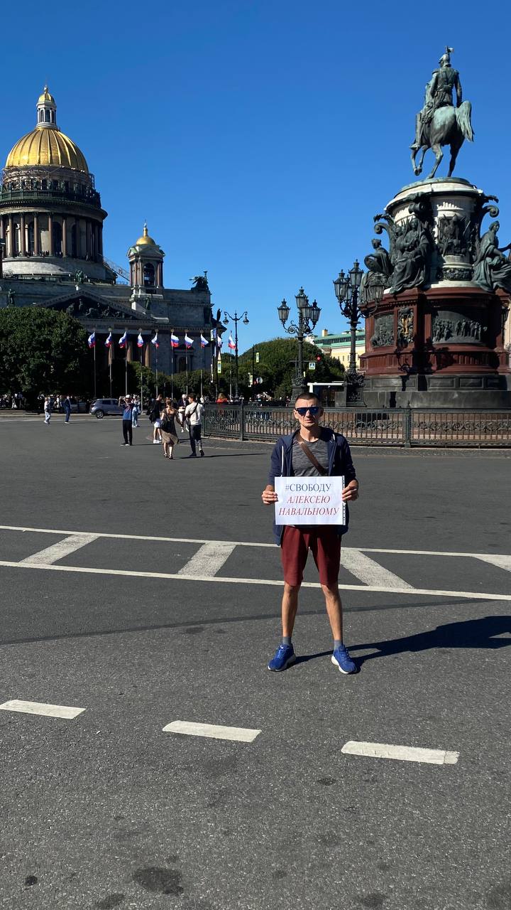 Акция "Putin is a killer" ("Путин – убийца!") прошла в различных городах мира
