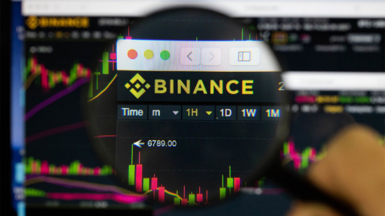 Криптобиржа Binance объявила о намерении свернуть свой бизнес в России