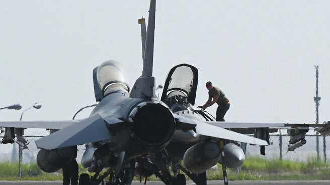 США одобрили отправку истребителей F-16 на Украину из Дании и Нидерландов