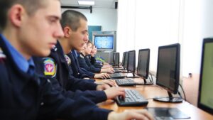 Полицейским станет проще следить за россиянами
