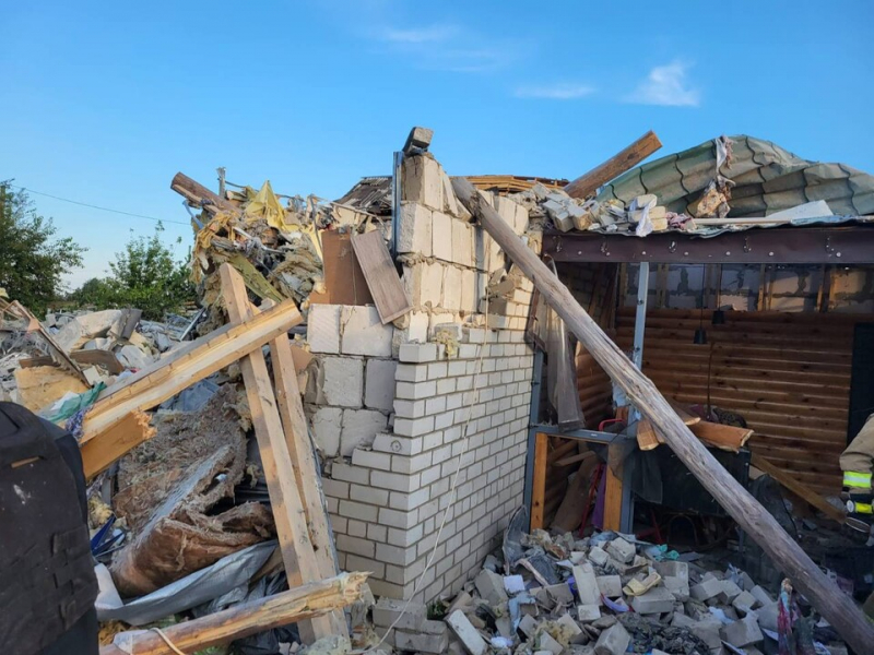 Россияне обстреляли поселок в Харьковской области, погиб мирный житель &ndash; ОВА