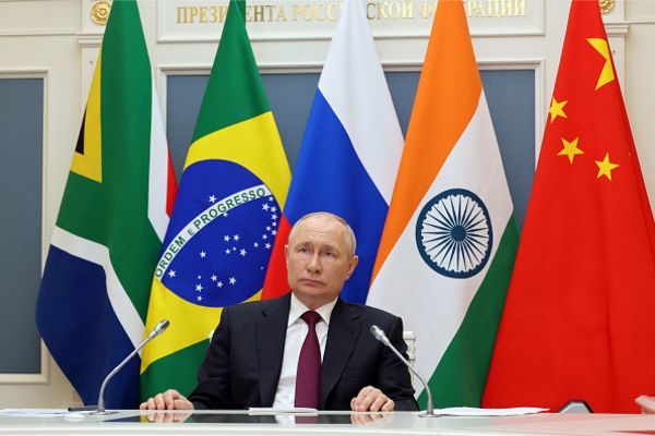 Саммит БРИКС: Путин вновь обвиняет Запад в&nbsp;развязывании войны в&nbsp;Украине