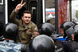 Силовики пять лет мурыжили деньги оппозиционера Яшина