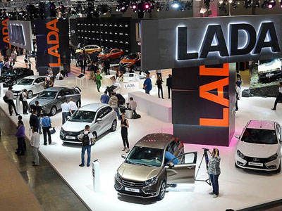 Ведущие автоконцерны проигнорируют московский автосалон 2018