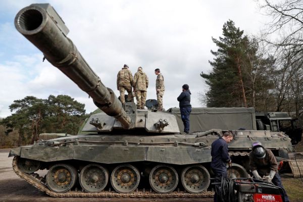 Британский танк Challenger 2 впервые в истории потерян от огня противника. Это случилось в Запорожской области