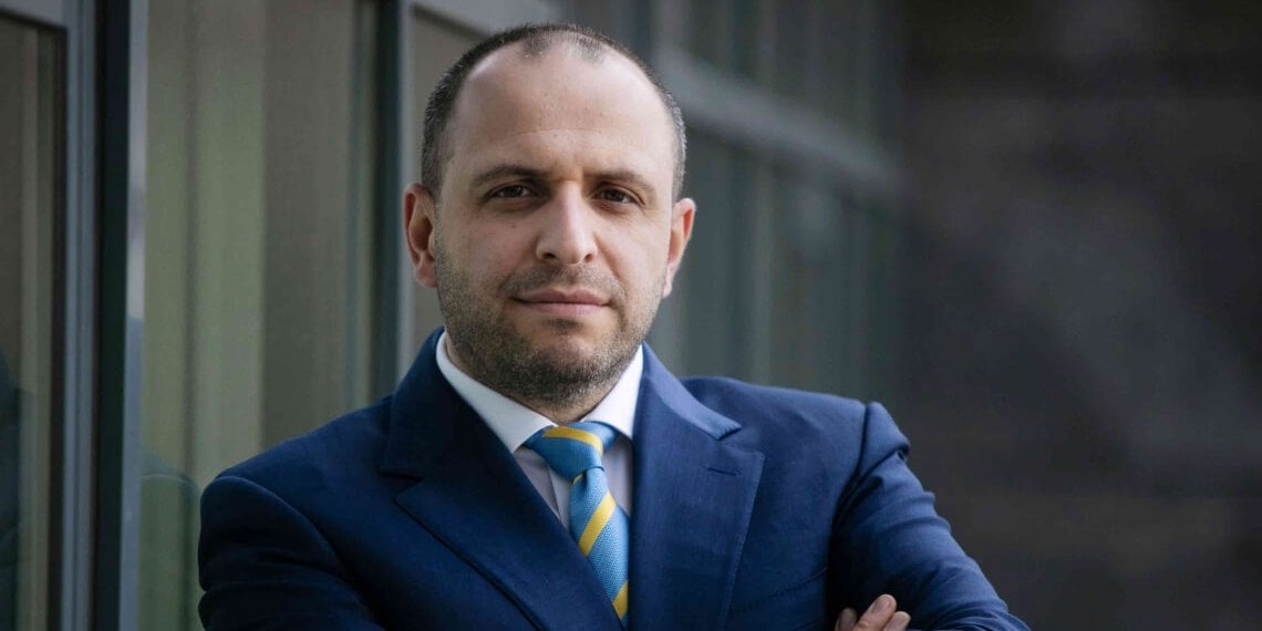 Министерство обороны Украины влзглавит Рустем Умеров - что о нём известно?