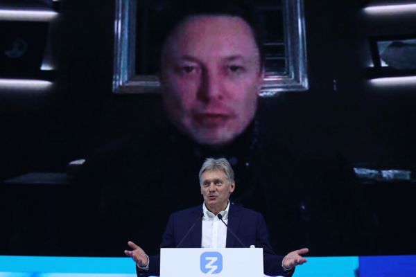 Маска обвиняют в срыве атаки ВСУ на российский флот. Какое влияние бизнесмен оказывает на войну в Украине?