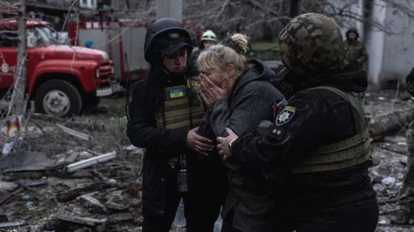 Россияне стоят в очереди на фильм &laquo;Барби&raquo;, несмотря на санкции