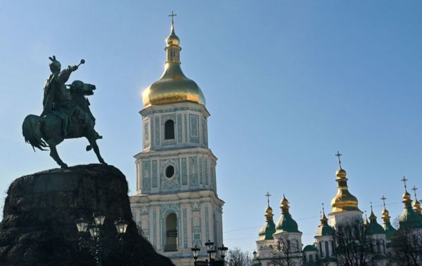 Софийский собор, Киево-Печерскую лавру и исторический центр Львова внесли в список Всемирного наследия ЮНЕСКО, находящегося под угрозой