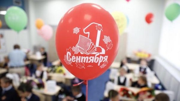 &laquo;Всех заставить пользоваться одним шампунем&raquo;. Что ждет российских школьников после перехода на единые программы