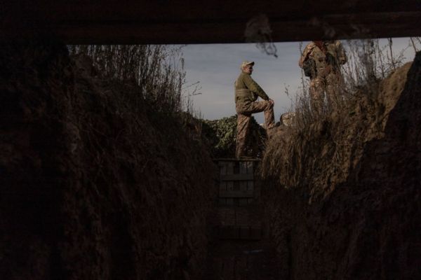 &laquo;Это самоубийство &mdash; туда двигаться&raquo;. Что российские военные говорят о плацдарме ВСУ на левом берегу Днепра