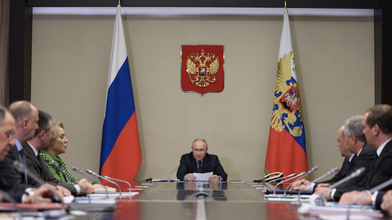 Путин требует усилить цензуру