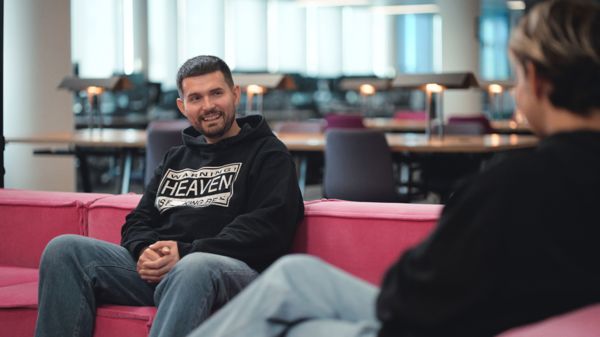 &laquo;Я&nbsp;очень далек от&nbsp;того, чтобы опустить руки&raquo;. Noize MC&nbsp;о&nbsp;себе, о&nbsp;музыке и&nbsp;о&nbsp;политике
