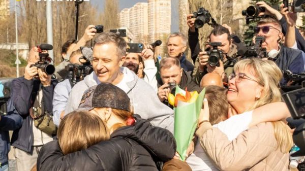 Ограничение въезда для украинцев в Россию усложнило возвращение вывезенных украинских детей их семьям