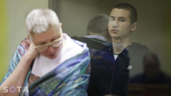 Петербургский подросток получил шесть лет за неудавшуюся попытку поджечь военкомат