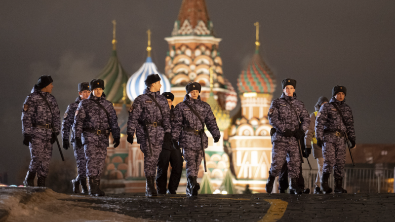 Путин велел полиции быть «беспощадной» и обеспечивать «стабильность»