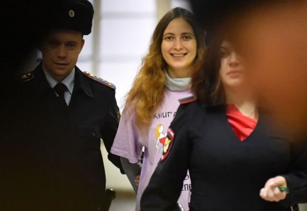&laquo;Суд стал пыткой&raquo;. Художнице Скочиленко запросили восемь лет колонии за&nbsp;антивоенные ценники