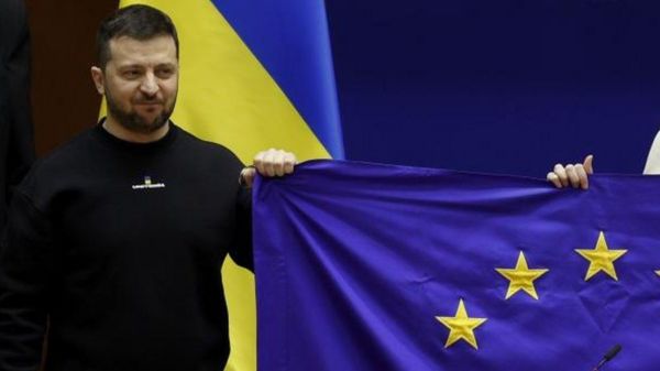 «Это победа Украины и Европы». ЕС начнет переговоры о приеме Украины и Молдовы