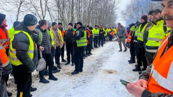 Польские дальнобойщики разблокировали первый КПП на границе с Украиной