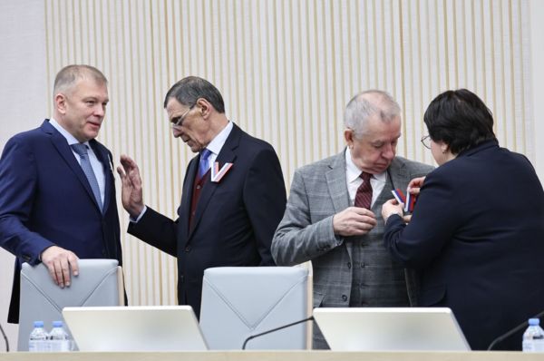 Путин объявил об участии в президентских выборах. Вот как к ним готовятся власть и оппозиция