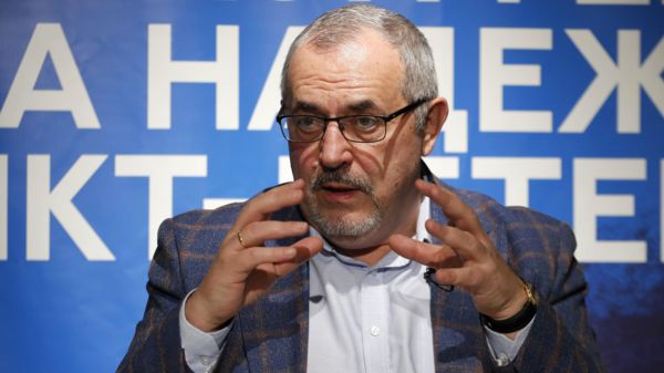 «Безопасное политическое действие». Почему стоят очереди подписаться за выдвижение Надеждина в президенты