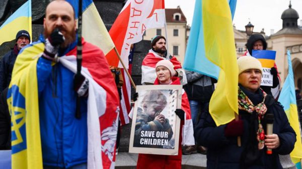 Бывшего военного приговорили к 19 годам, во время новогодней речи Тихановской отключили YouTube. Главное в Беларуси за неделю