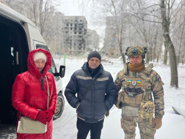 &laquo;Я уже буду тут умирать&raquo;. Репортаж Би-би-си о жизни в Авдеевке