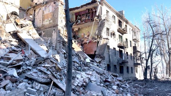 &laquo;Я уже буду тут умирать&raquo;. Репортаж Би-би-си о жизни в Авдеевке