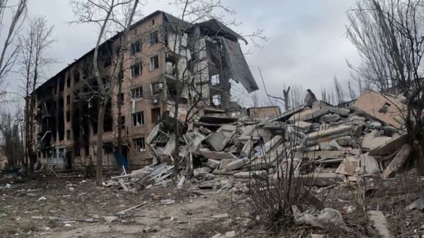 &laquo;Я уже буду тут умирать&raquo;. Репортаж Би-би-си о жизни в Авдеевке