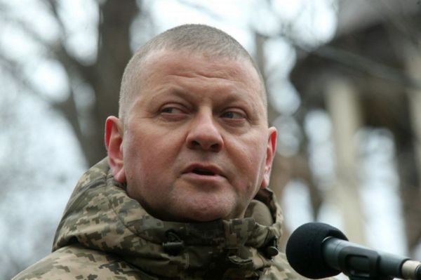 Недоотставка Залужного. Что мы знаем, чего не знаем и что будет дальше