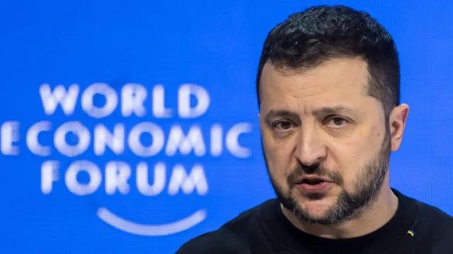 Экономика России долго в таком режиме не протянет. Но этот год - может. Комментарий обозревателя Би-би-си