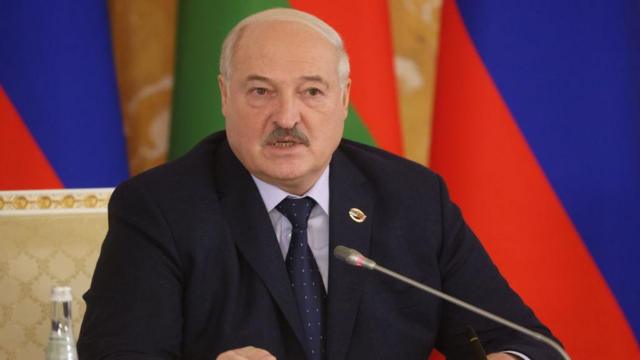 Главу Bypol заочно приговорили к 25 годам колонии; против Саши Филипенко завели уголовное дело. Главное в Беларуси за неделю