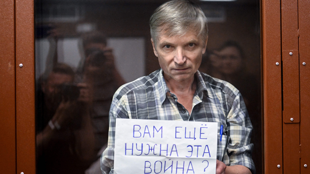 ШИЗО, отказ в медпомощи, травля. Кто еще из российских политзаключенных под угрозой?