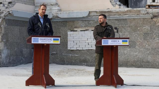 Россия обстреляла Одессу в момент, когда там находился Зеленский и премьер-министр Греции