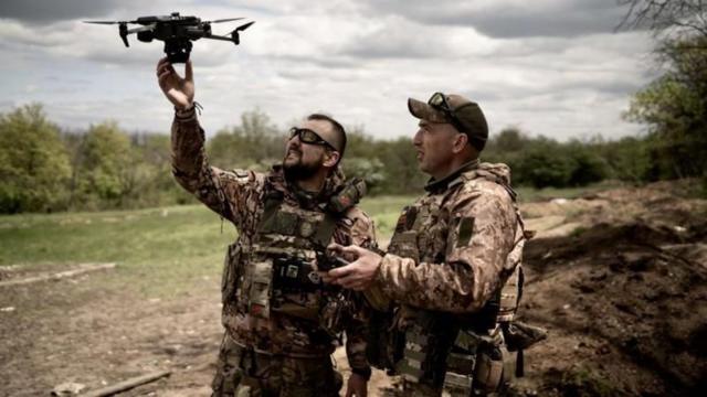 В украинскую армию можно попасть не только по призыву, но и по объявлению. И желающих много