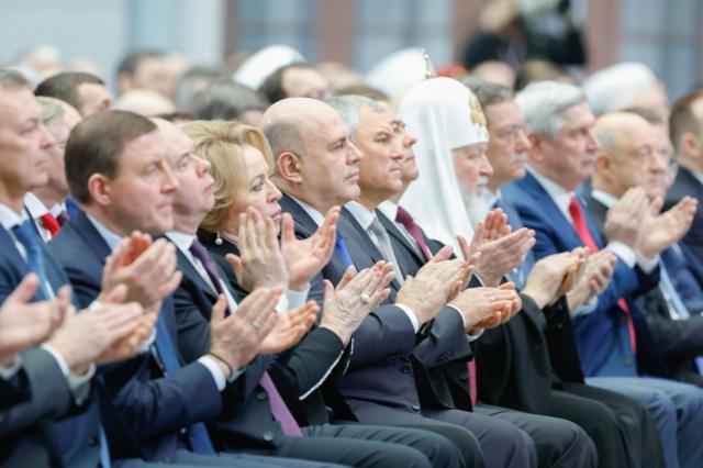 Война, семья, новая элита — что сказал Путин в послании Федеральному собранию