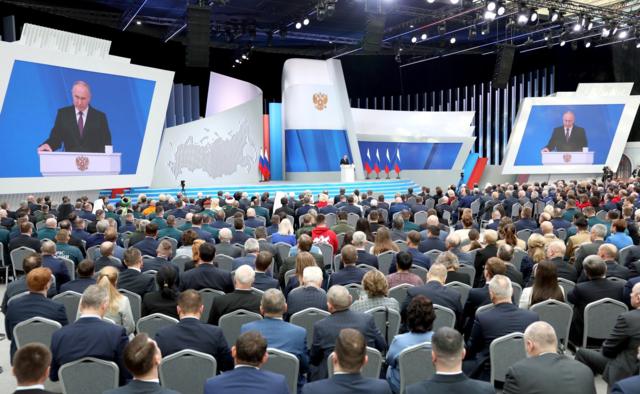 Война, семья, новая элита — что сказал Путин в послании Федеральному собранию