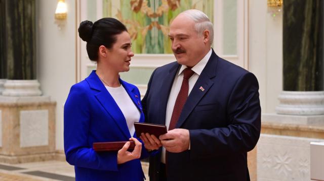 Героизация стюардессы Марии Василевской; белорусов в Литве смогут лишать ВНЖ за частые поездки на родину. Главное в Беларуси за неделю
