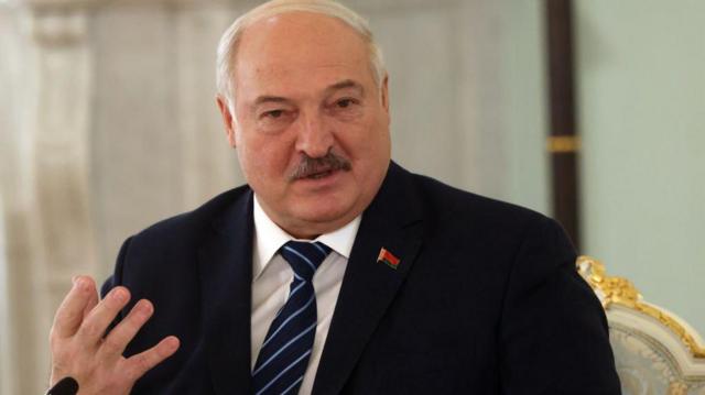 Минздрав частично запретил ввоз российского чая; Лукашенко подписал закон об СМС-повестках. Главное в Беларуси за неделю