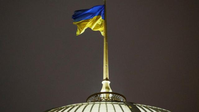 Проект закона о мобилизации украинцев поступил в Раду. Из него изъяли положения о демобилизации тех, кто уже воюет