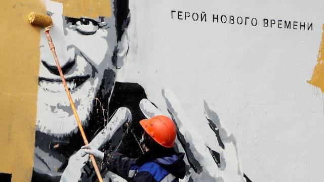 В России арестованы еще двое журналистов. Их обвиняют в работе с командой Алексея Навального