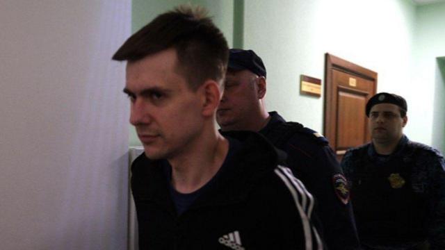 25 лет за поджог релейного шкафа. Подмосковного бармена признали виновным в госизмене и участии в легионе «Свобода России»