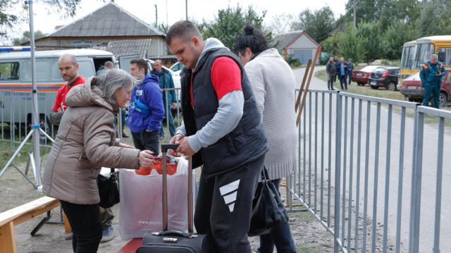 Безвременный дом. Почему беженцы из Украины спустя два года после начала войны остаются в российских ПВР?