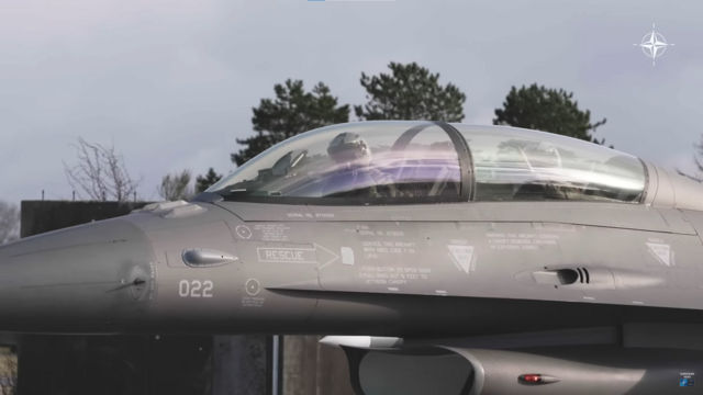 Ветераны холодной войны. Какие истребители F-16 получит Украина и как будет ими воевать