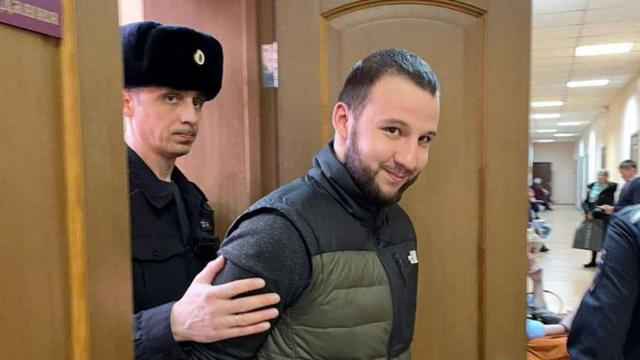 Жителя Новосибирска приговорили к 25 годам за несостоявшийся поджог военкомата. Это рекордный срок