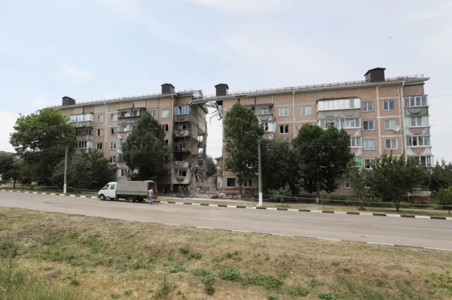&laquo;Когда слышен звук удара, есть ощущение, что кто-то умрет&raquo;. Что происходит в Белгороде после обрушения подъезда жилого дома и усиления обстрелов