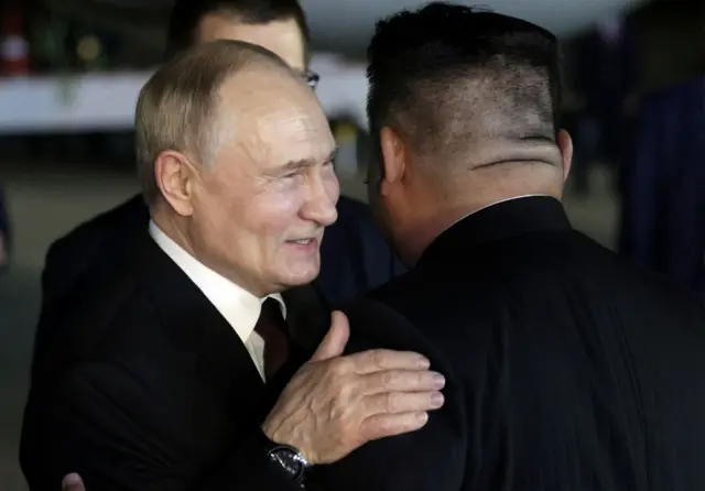Путин и Ким Чен Ын договорились о &laquo;взаимной помощи в случае агрессии&raquo;. Главные заявления и фото из КНДР