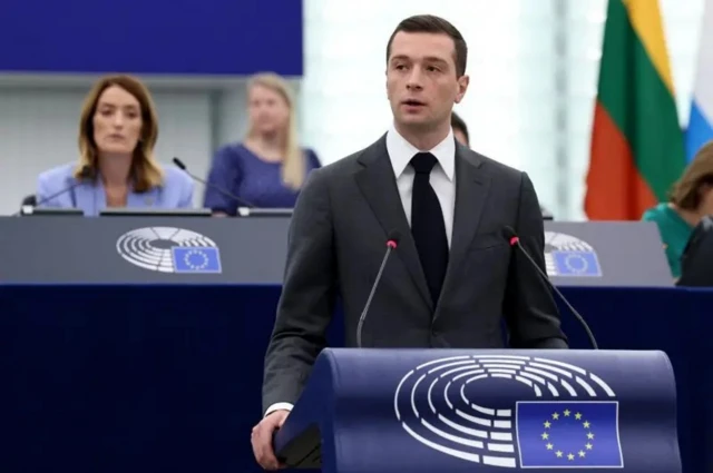 &laquo;Друзья Путина&raquo; в Европарламенте. Орбан и Ле Пен создали фракцию, которая выступает против помощи Украине. Чем это опасно?