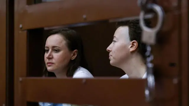 Первый в России приговор за спектакль: Женю Беркович и Светлану Петрийчук отправили в колонию на шесть лет