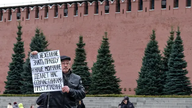 &laquo;Крайний срок до&nbsp;возвращения&nbsp;&mdash; десять лет&raquo;. Интервью правозащитника Олега Орлова